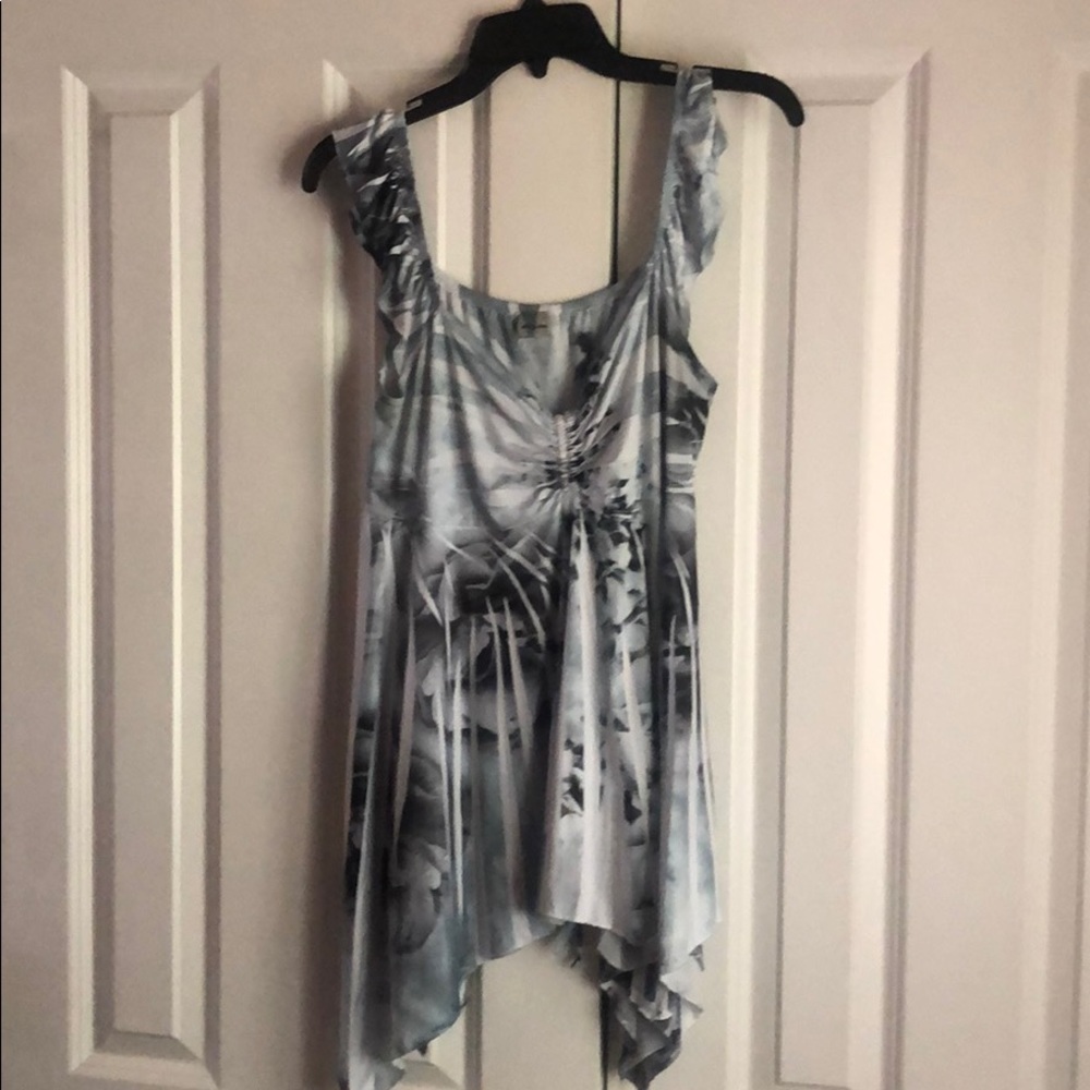 Sleeveless top